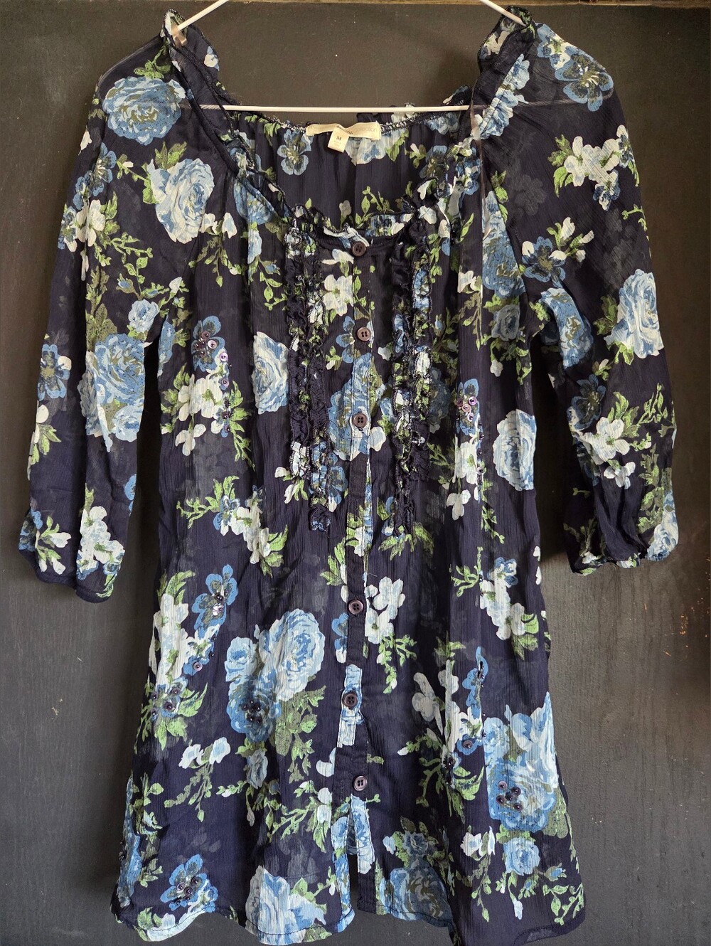 Women’s Sheer Vanity Sz Medium Navy Blue Floral Button Accent Front Blouse